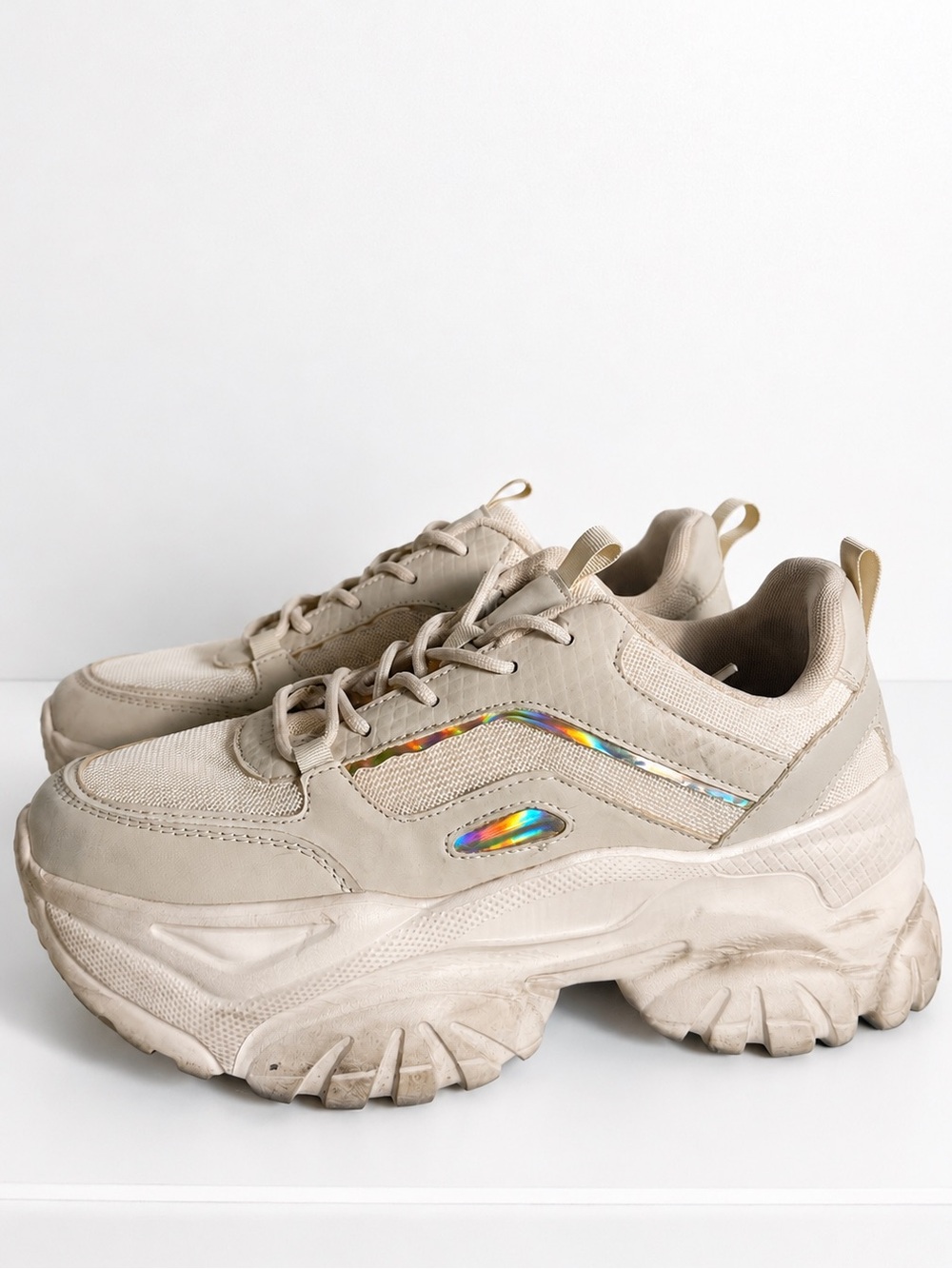 Berness Chunky Platform festival Dad Sneakers – White Iridescent – Women’s 11